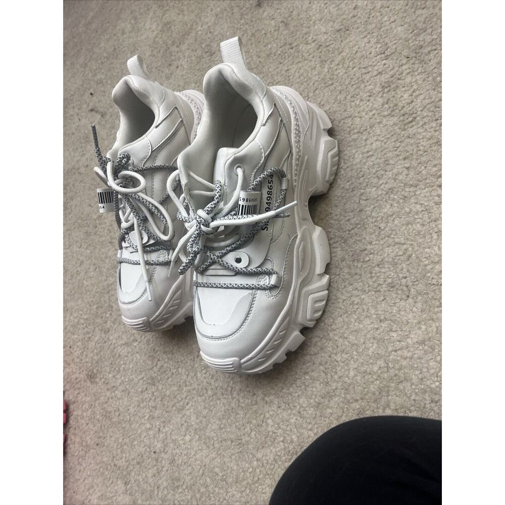 Steve Madden Maxima-S White/Silver Lace Up Embellished Low Top Knit Sneakers